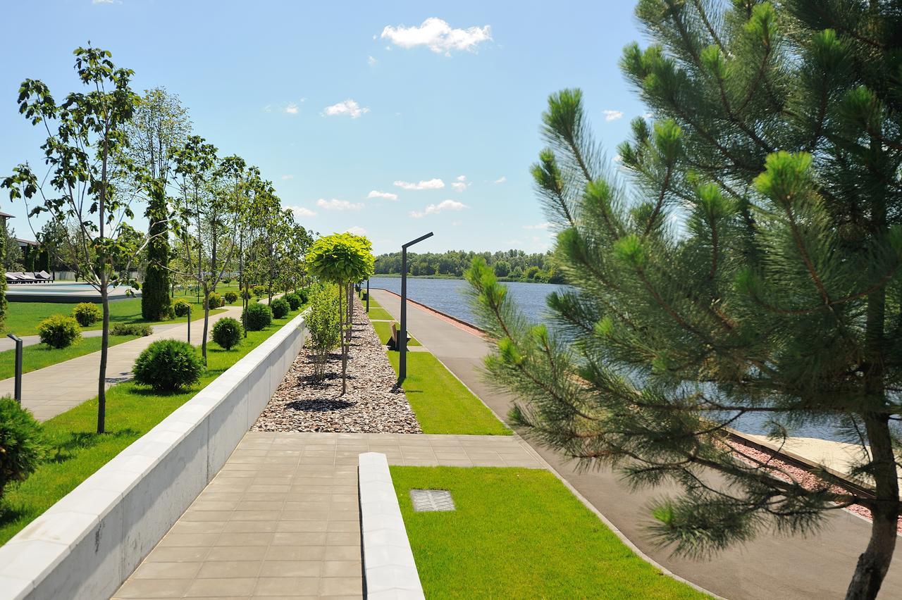Riviera Zoloche Resort & Spa Vishenki  Екстериор снимка